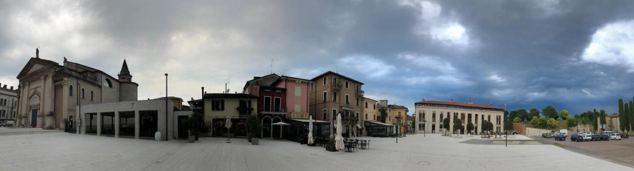Casa Porto Vecchio Hotel Peschiera del Garda Exterior foto